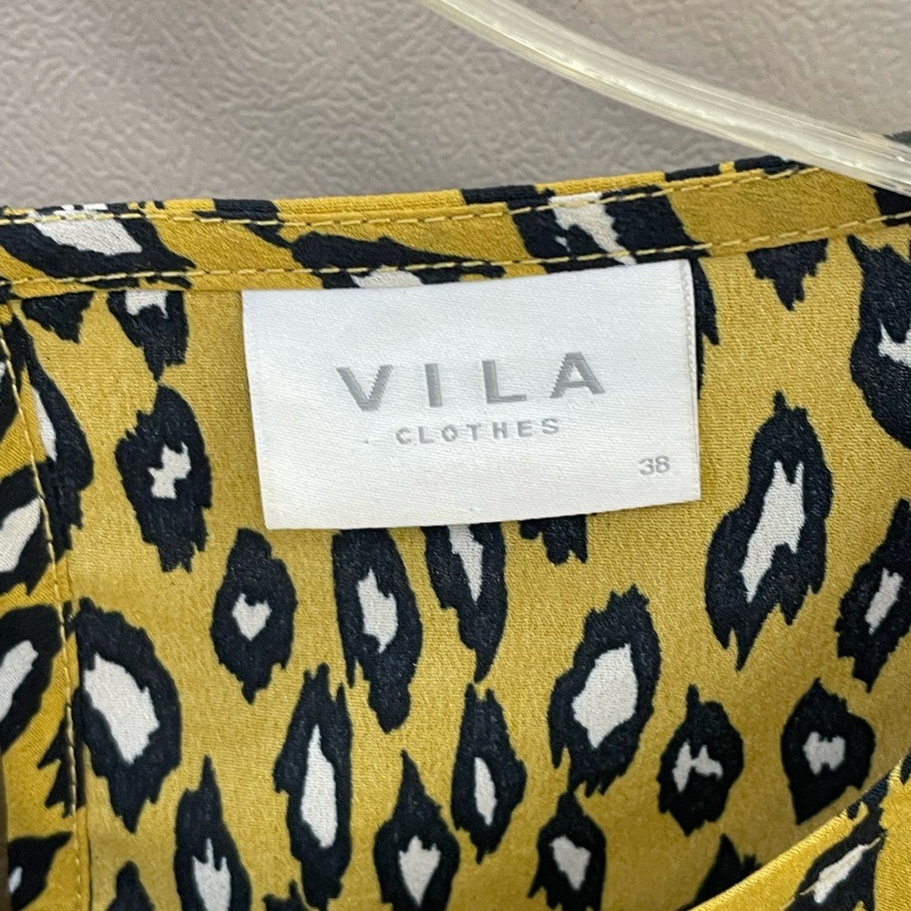 European blouse - Picture 6 of 7